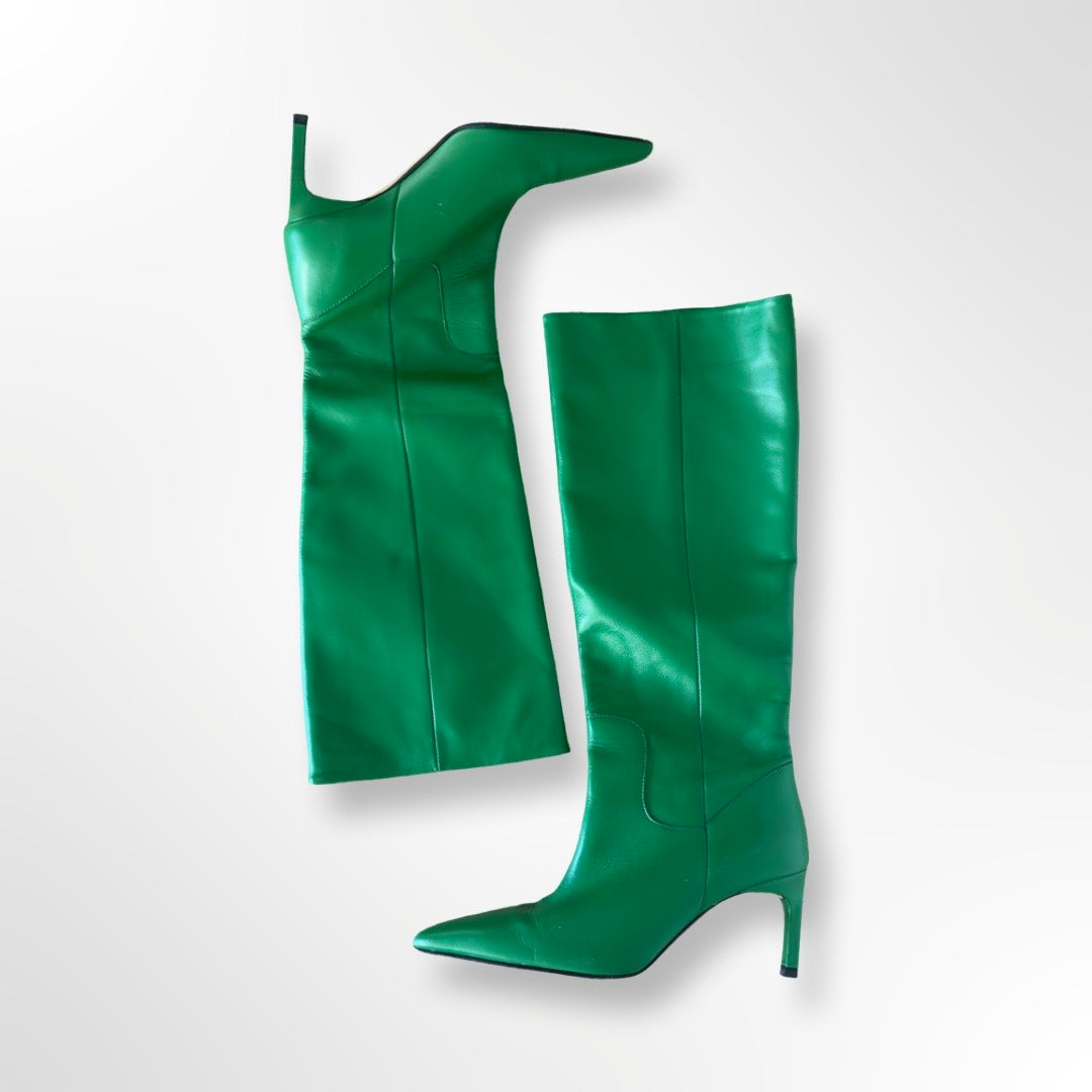 Botas alta de piel Zara con tacón fino