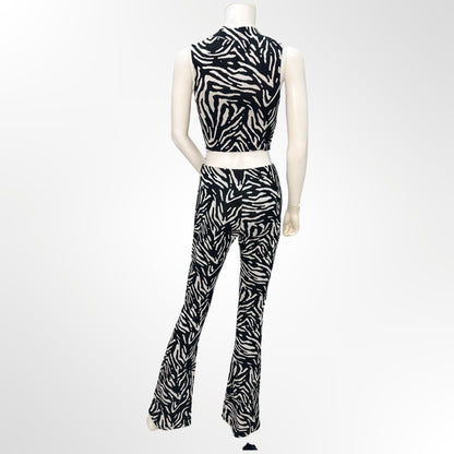 Zara - Pantalón cropped animal print S atras